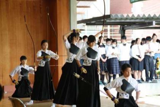 日吉ケ丘高等学校