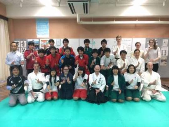 日吉ケ丘高等学校