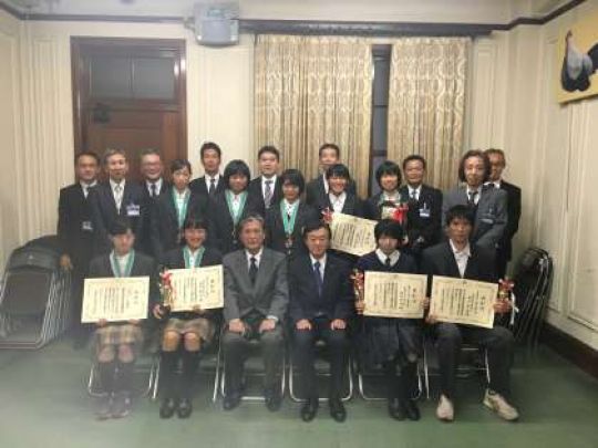 日吉ケ丘高等学校