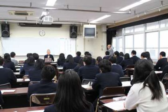 塔南高等学校