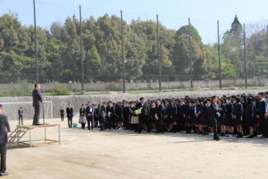 日吉ケ丘高等学校