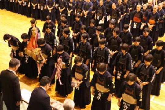 日吉ケ丘高等学校
