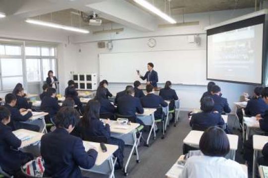 塔南高等学校