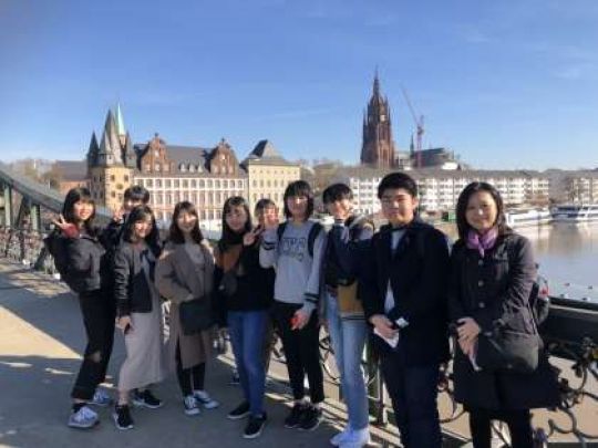 日吉ケ丘高等学校