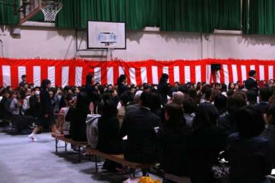 日吉ケ丘高等学校