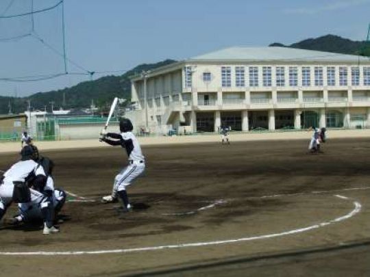日吉ケ丘高等学校
