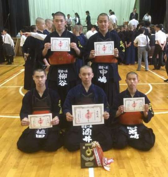 日吉ケ丘高等学校