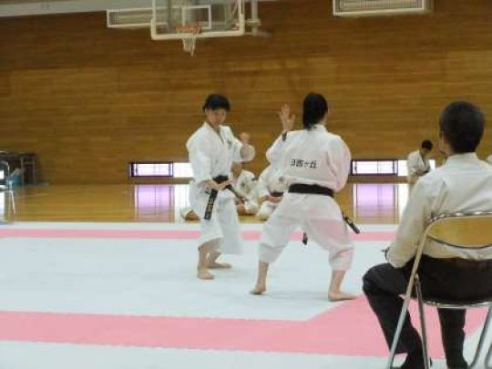 日吉ケ丘高等学校