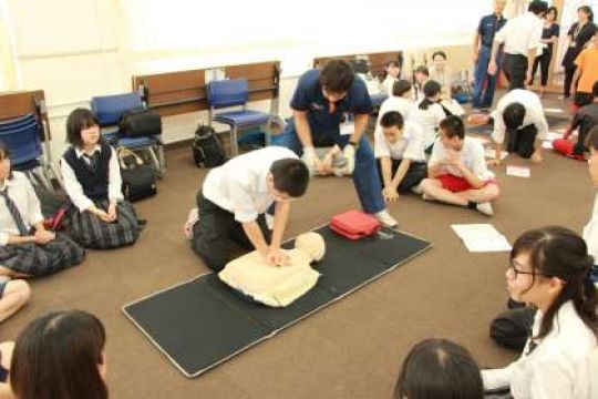 日吉ケ丘高等学校