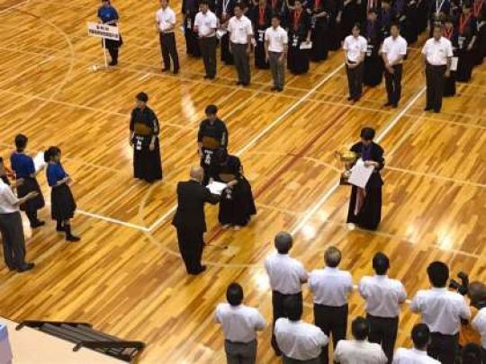 日吉ケ丘高等学校