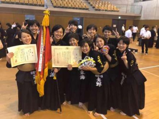 日吉ケ丘高等学校