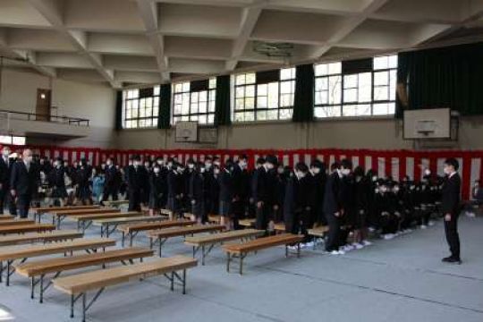 日吉ケ丘高等学校