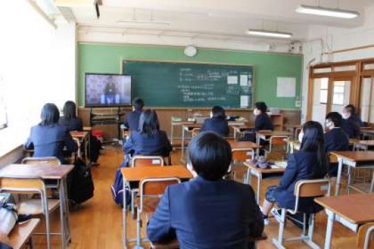 日吉ケ丘高等学校
