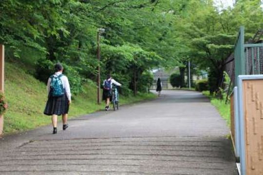 日吉ケ丘高等学校