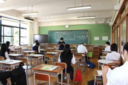 日吉ケ丘高等学校
