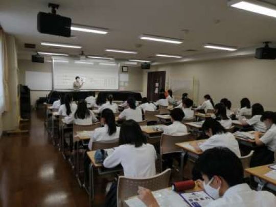 京都堀川音楽高等学校