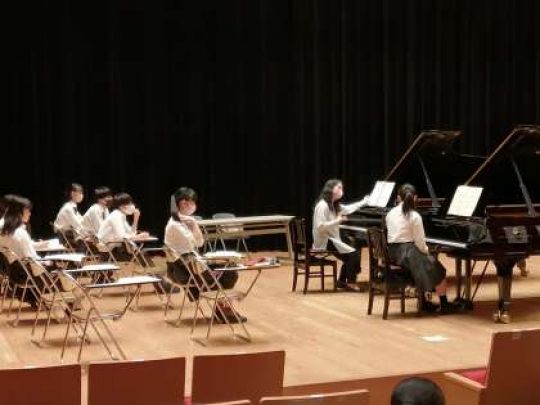 京都堀川音楽高等学校