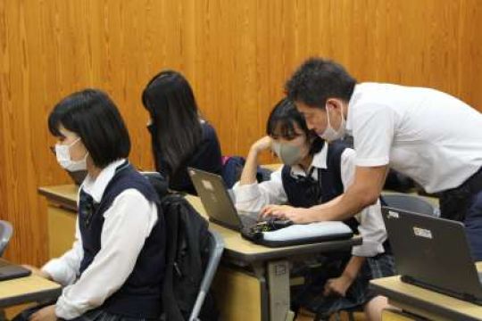 日吉ケ丘高等学校