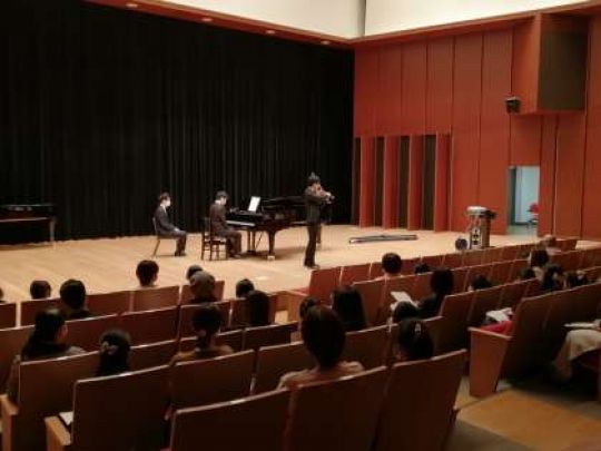 京都堀川音楽高等学校