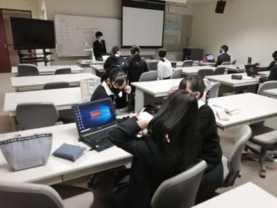 京都堀川音楽高等学校