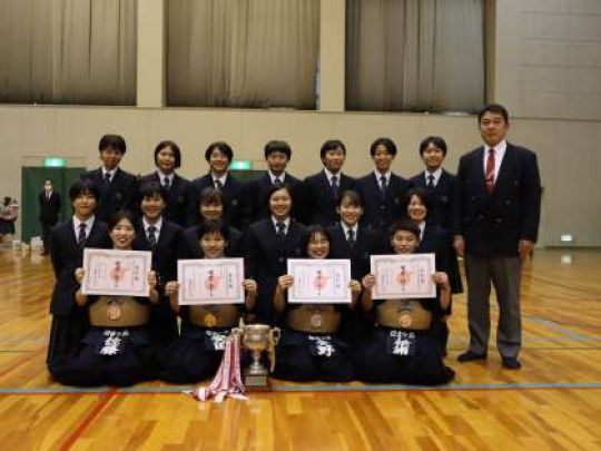 日吉ケ丘高等学校