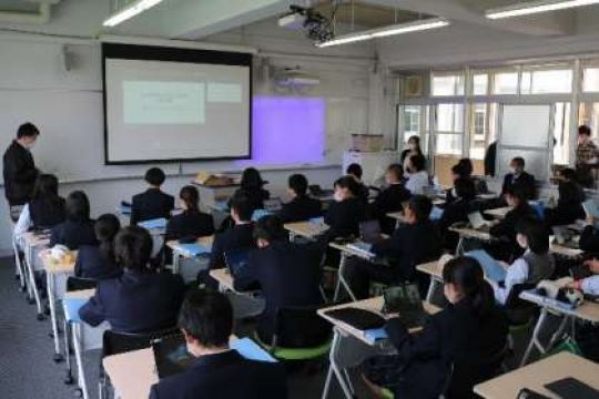 塔南高等学校