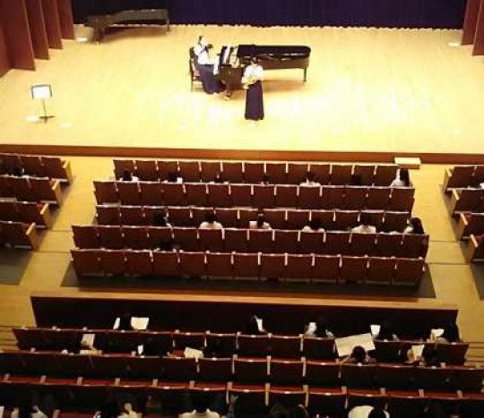 京都堀川音楽高等学校