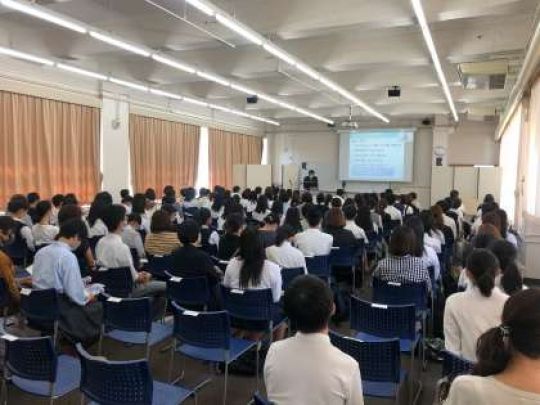 日吉ケ丘高等学校