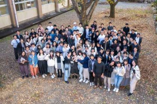 日吉ケ丘高等学校