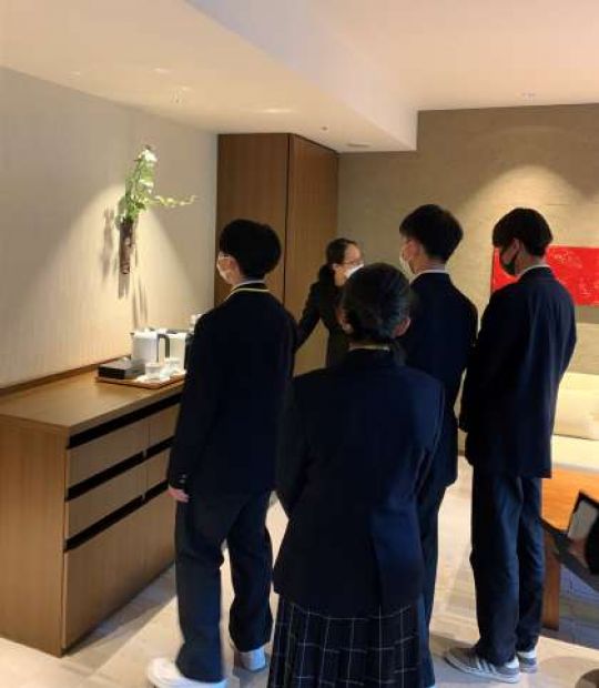 塔南高等学校