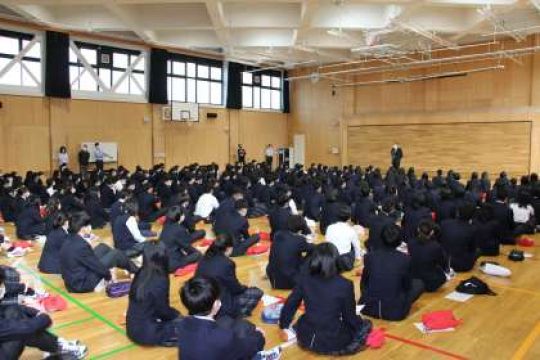 日吉ケ丘高等学校