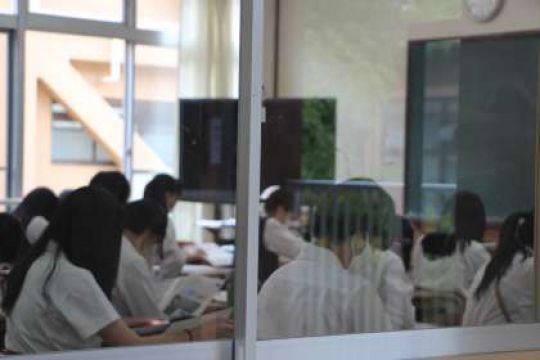 日吉ケ丘高等学校
