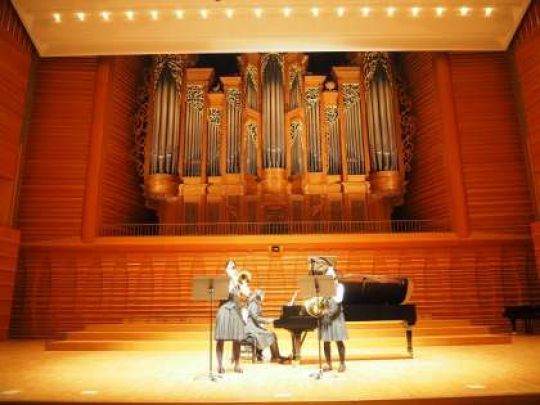 京都堀川音楽高等学校