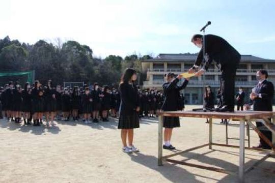 日吉ケ丘高等学校