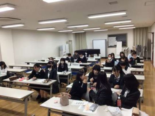 京都堀川音楽高等学校