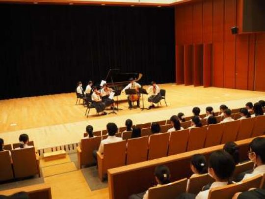 京都堀川音楽高等学校