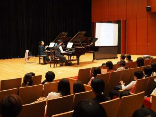 京都堀川音楽高等学校