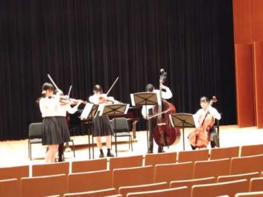 京都堀川音楽高等学校