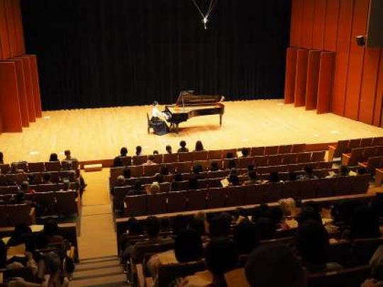 京都堀川音楽高等学校