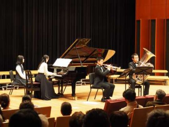 京都堀川音楽高等学校