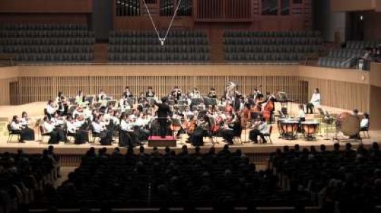 京都堀川音楽高等学校
