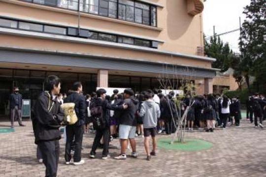 日吉ケ丘高等学校