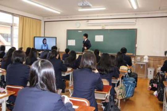 日吉ケ丘高等学校