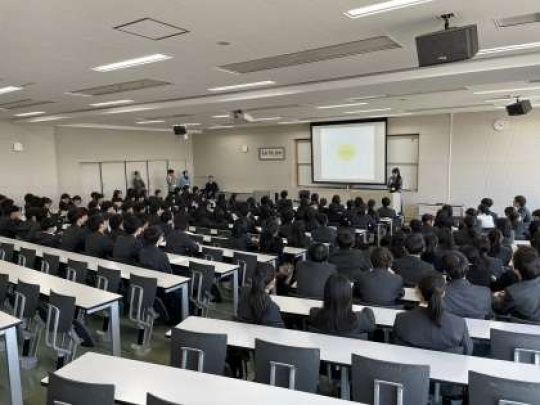 西京高等学校（全日制）