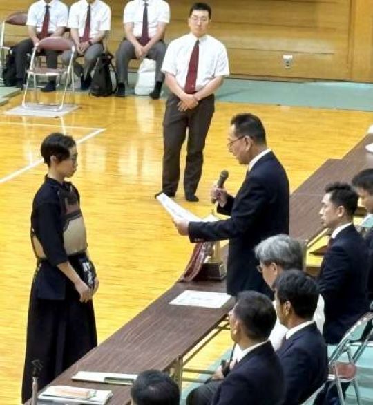 日吉ケ丘高等学校